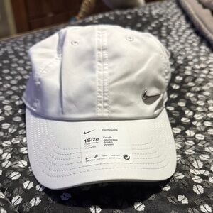 Nike White Cap with Metallic Logo